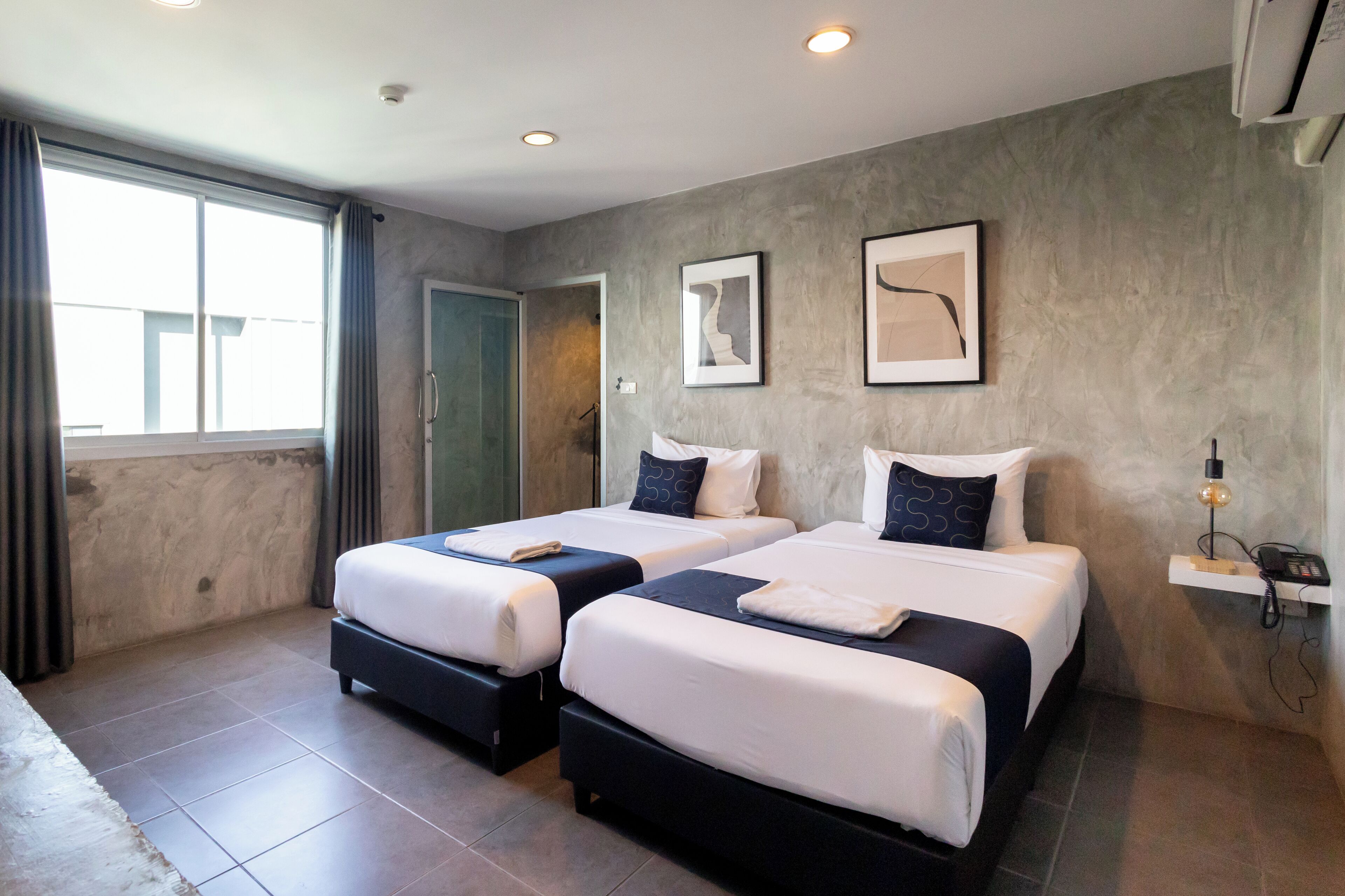 Studio, 2 Katil Bujang (Single) (Elevator Available) | Meja, Wi-fi percuma, cadar katil 