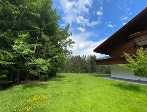 Chalet | Jardín