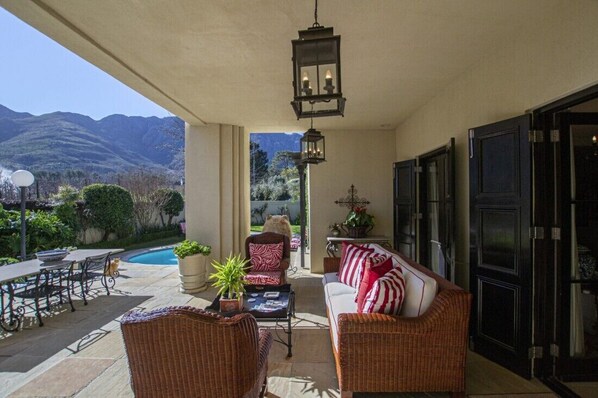 Romena Suite Double deluxe room | Terrace/patio - Kilima Franschhoek (Franschhoek)