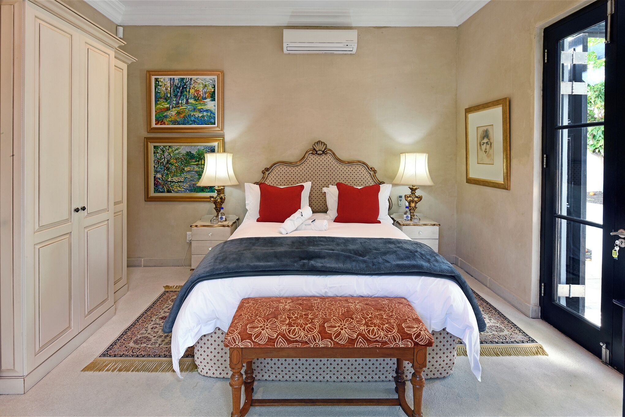 Roque Suite Double luxury deluxe room | Desk, laptop workspace, blackout drapes, soundproofing