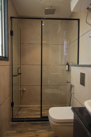 Bathroom - Country Inn Gurugram (Gurugram)