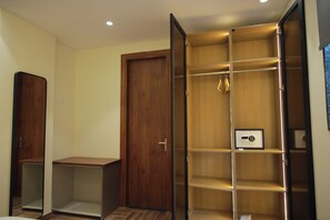 Luxury Suite