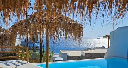 Elli Tropical Suites