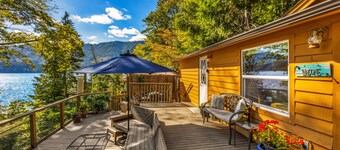 Lakefront Cabin with Spacious Deck on Lake Cushman