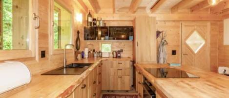 Apartment | Private kitchen