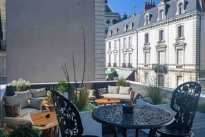 Outdoor dining - 10-room hotel with breakfast. Perfect location in the center, nearby the Opera  (Tours)