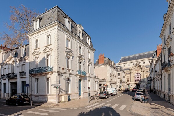 Miscellaneous - 10-room hotel with breakfast. Perfect location in the center, nearby the Opera  (Tours)