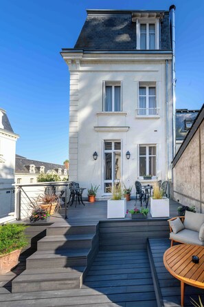 Terrace/patio - 10-room hotel with breakfast. Perfect location in the center, nearby the Opera  (Tours)