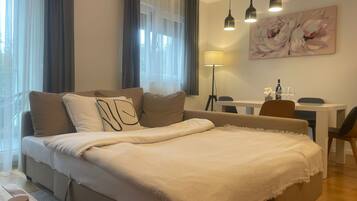 1 bedroom, iron/ironing board, WiFi, bed sheets