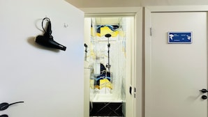 Room amenity - Pulse Capsule Hotel (Almaty)