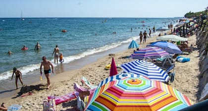 Cottage in Tarragona With Private Beach Access