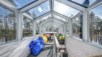 Perusmökki, järvinäköala | Terassi/patio