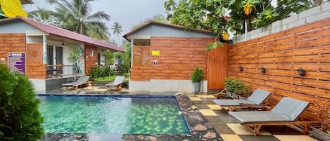 Sun deck