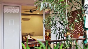 Deluxe Tek Büyük Yataklı Oda, Balkon