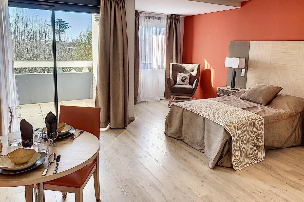 Comfort Studio, Balcony | 1 bedroom, soundproofing, free WiFi, wheelchair access