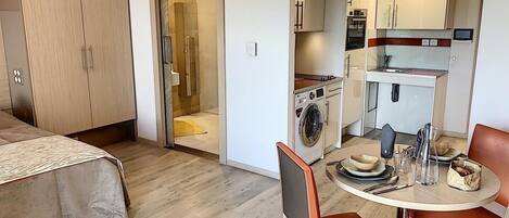 Comfort studio, balkon | Woonruimte