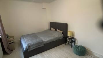 2 bedrooms, iron/ironing board, travel crib, free WiFi