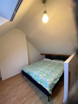 2 Schlafzimmer, Bügeleisen/Bügelbrett, Reisekinderbett, kostenloses WLAN