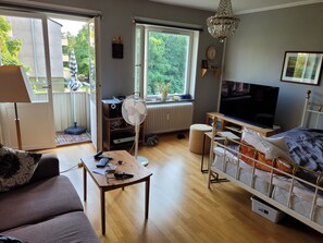 2 bedrooms, iron/ironing board, WiFi, bed sheets - Studio apartment (Stockholm)
