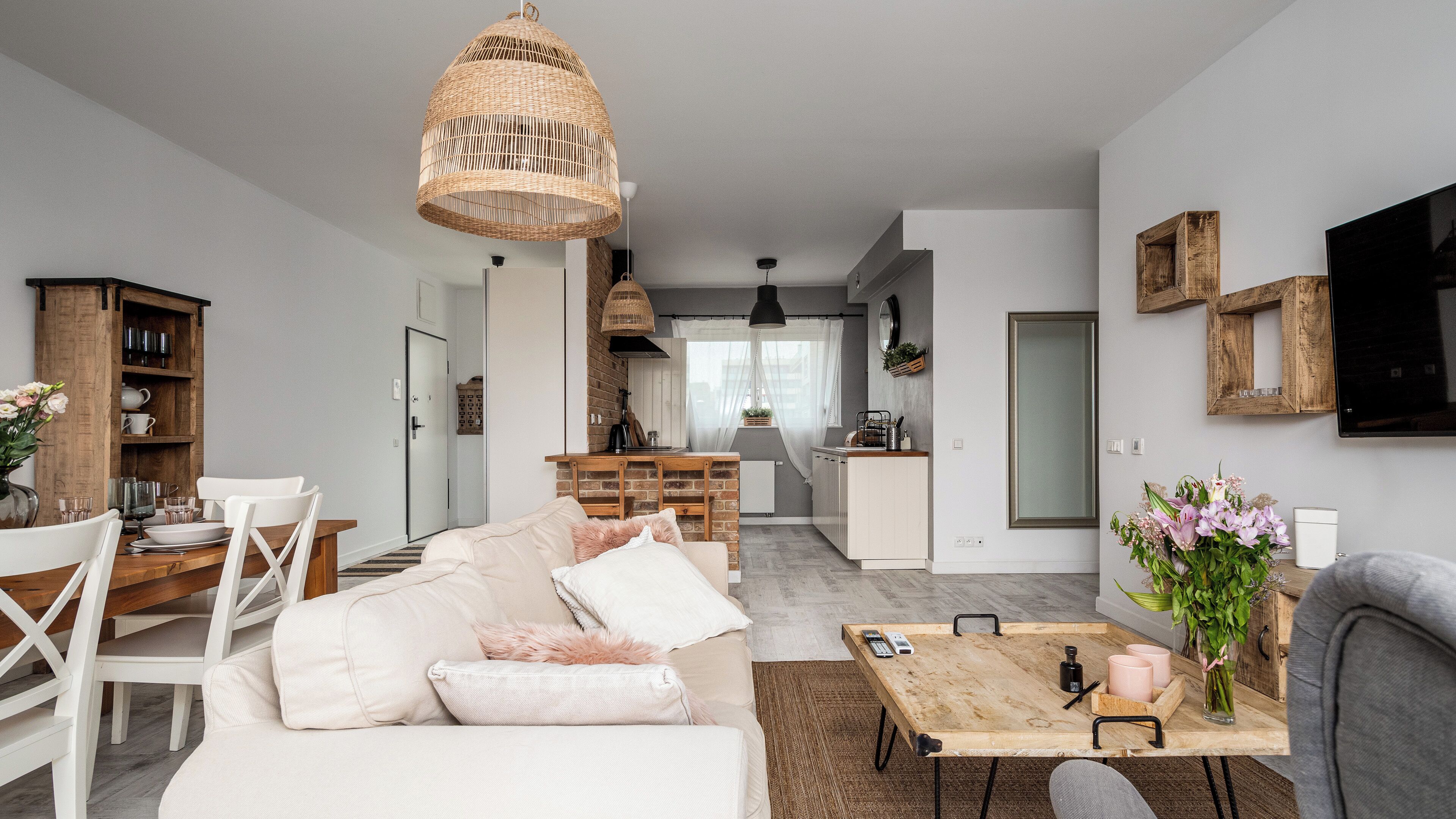 Apartament (132) | Living area | Flat-screen TV