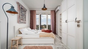 Apartament (132) | 3 bedrooms, iron/ironing board, free WiFi - Apartamenty Sun & Snow Qbik Loft (Warsaw)