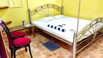 Basic Double Room, Garden View