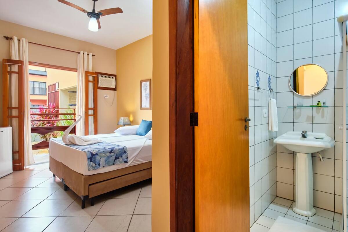 Deluxe Double Room, Balcony | Iron/ironing board (on request), WiFi (free)