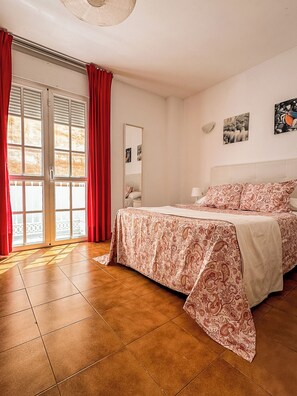 6 chambres, fer et planche à repasser, Wi-Fi gratuit, draps fournis