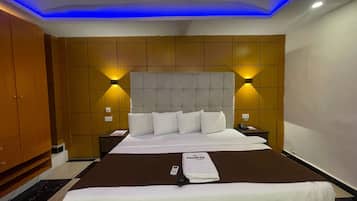 Standard Room | Desk, laptop workspace, free WiFi