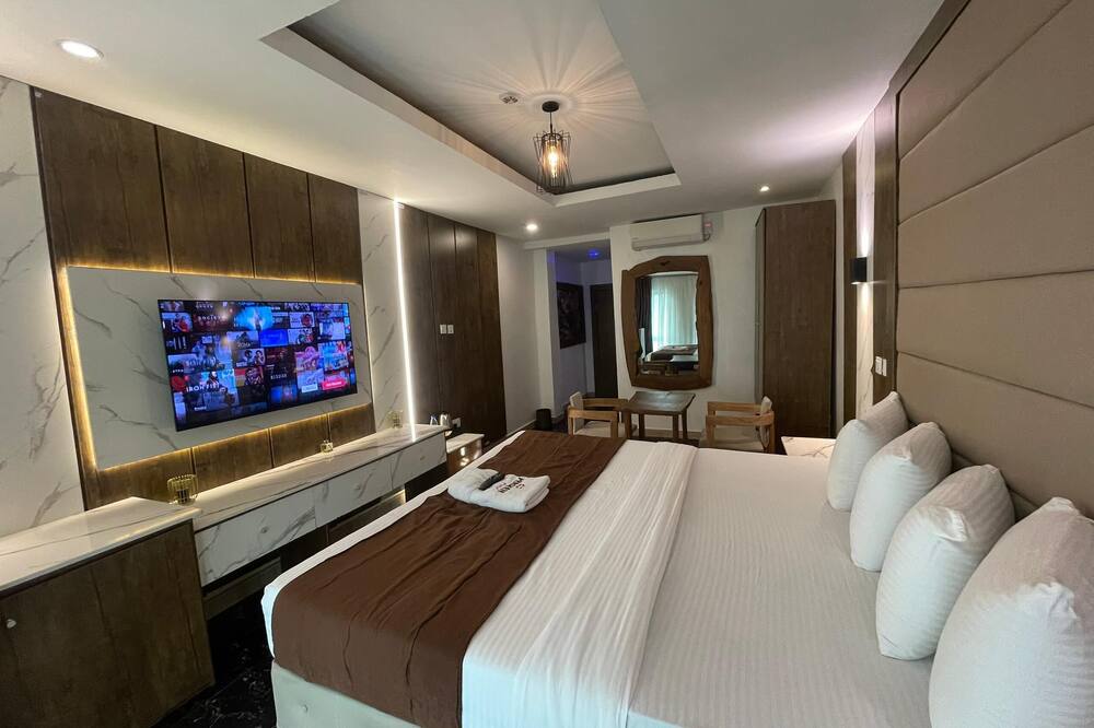 Presken Hotel International Airport road
