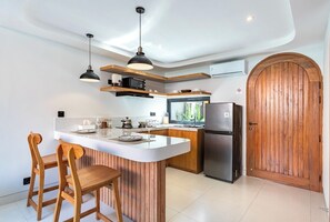 Réfrigérateur, micro-ondes