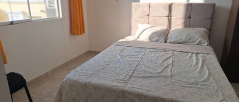 Basic Apartment, 3 Bedrooms | Living area