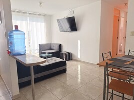 Basic Apartment, 3 Bedrooms | Living area