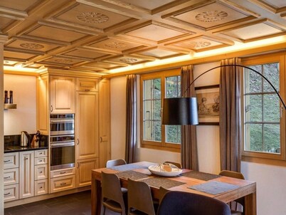 Lush Apartment With Sauna and hot tub