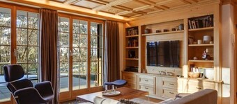 Lush Apartment With Sauna and hot tub