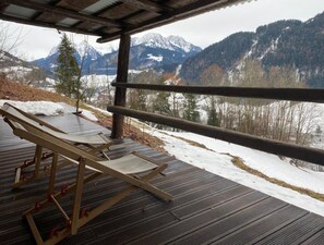 Chalet | Balcony - Chalet in Gstaad Near Ski Slopes (Rossiniere)