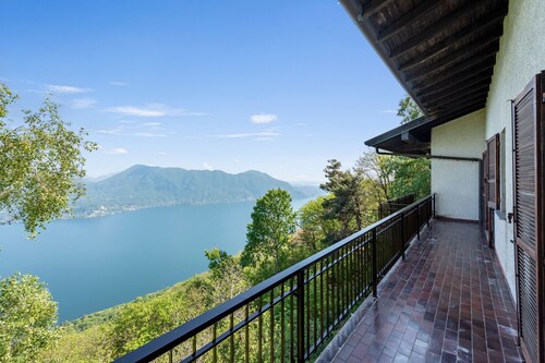 Lago Azzurro Infinity View