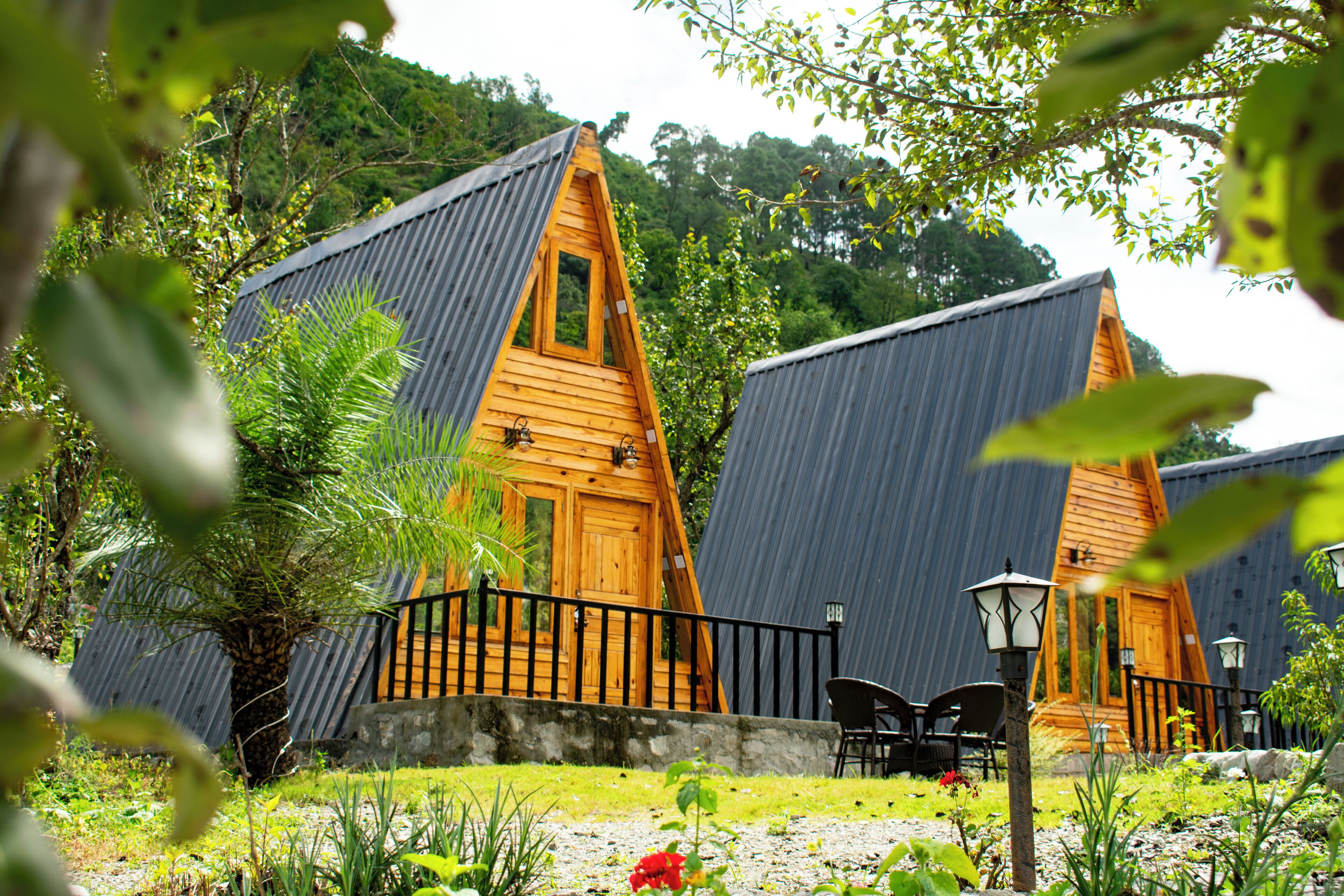 Premium Studio Suite | Individually furnished, laptop workspace, free WiFi