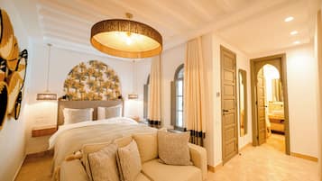 Deluxe Room | In-room safe, free WiFi