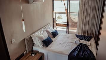 Basic Apartment | 2 bedrooms, laptop workspace, blackout drapes, iron/ironing board