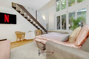 Căn hộ, hút thuốc | 1 phòng ngủ, phòng cách âm