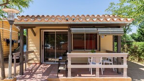 Unclassified image, 4 of 30, button - Cosy Bungalow With Terrace (Malgrat de Mar)