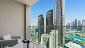 Unclassified image, 5 of 27, button - 3BR Maid Stay 1km From Dubai Mall Dubai Opera (Dubai)