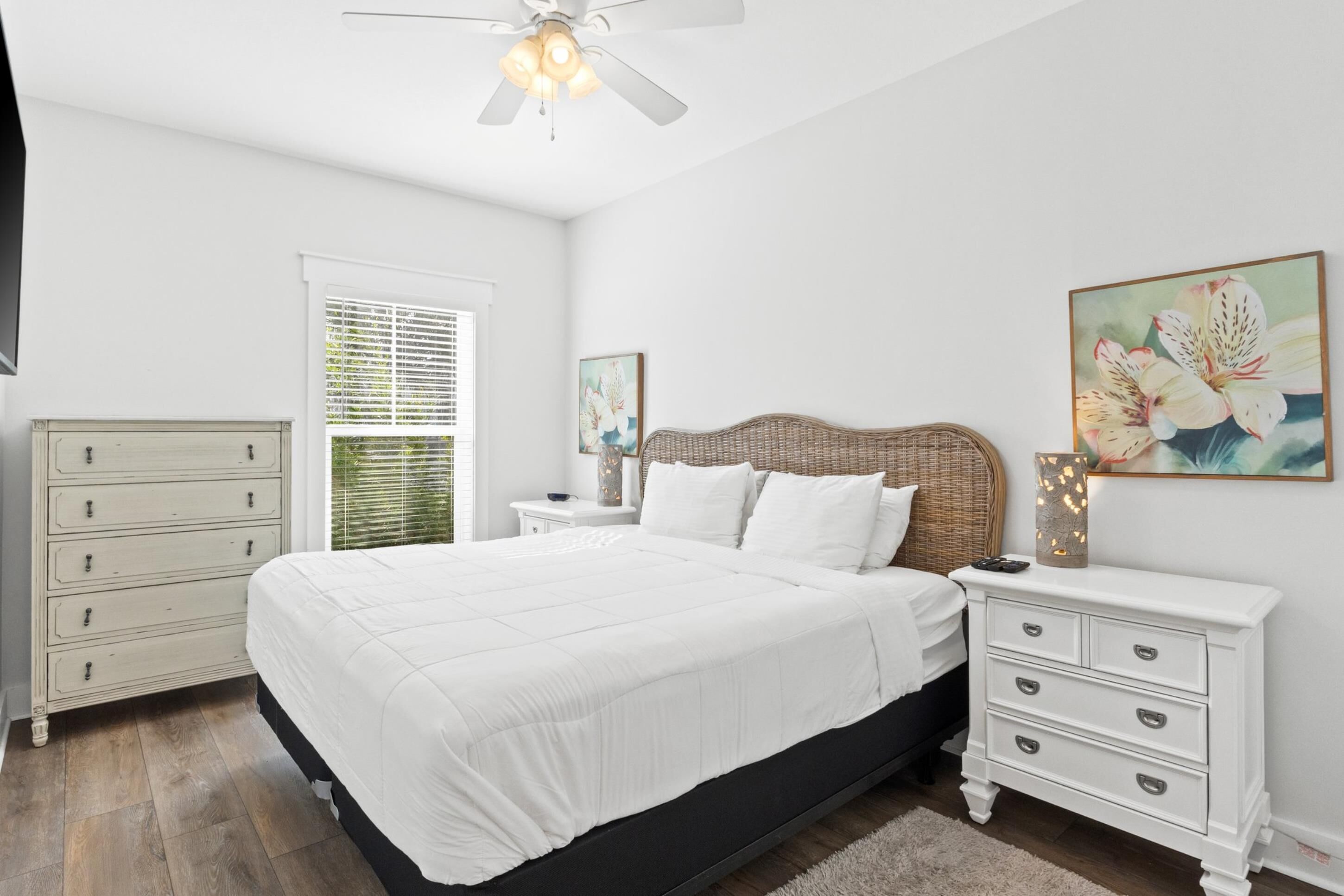 タウンホーム | 2 室のベッドルーム、ノートパソコン用作業スペース、アイロン / アイロン台、WiFi (無料)