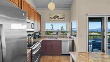 Condo, 2 chambres | Cuisine privée