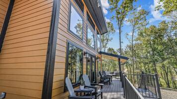 Mökki, 2 makuuhuonetta | Terassi/patio