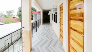 Ngoại thất