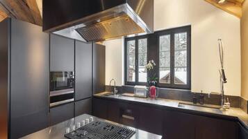 Apartment | Private kitchen