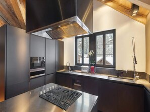 Apartment | Private kitchen - Duplex With Palace Views (Saanen)