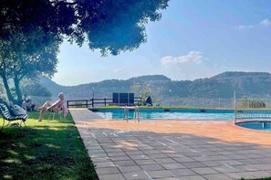 Pool - Tavertet lovely cozy apartment (Tavertet)